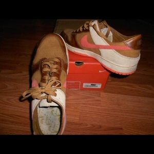 Men’s Nike Dunk Low shoes